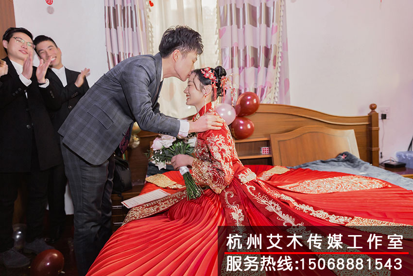 新郎向新娘求婚場(chǎng)景拍攝
